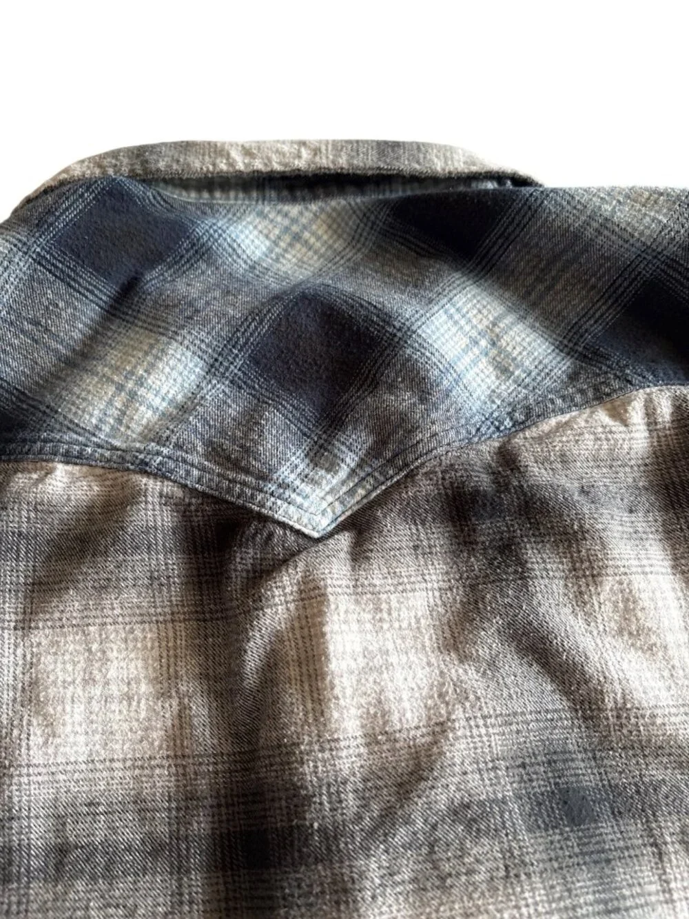 Levis Mens Medium Plaid Button-Up Flannel Shirt In Blue & Gray Vintage